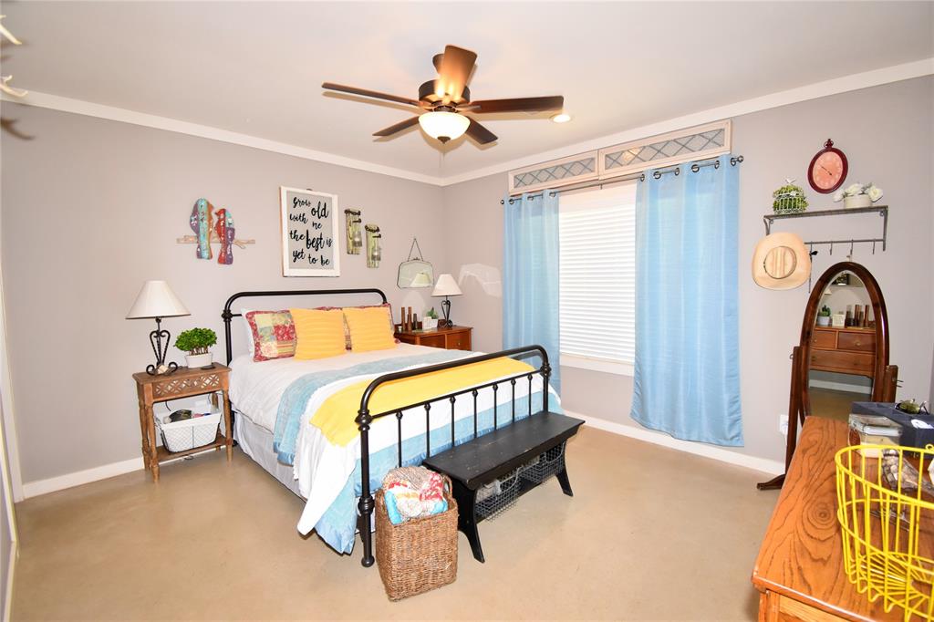 Luckenbach J - Residential