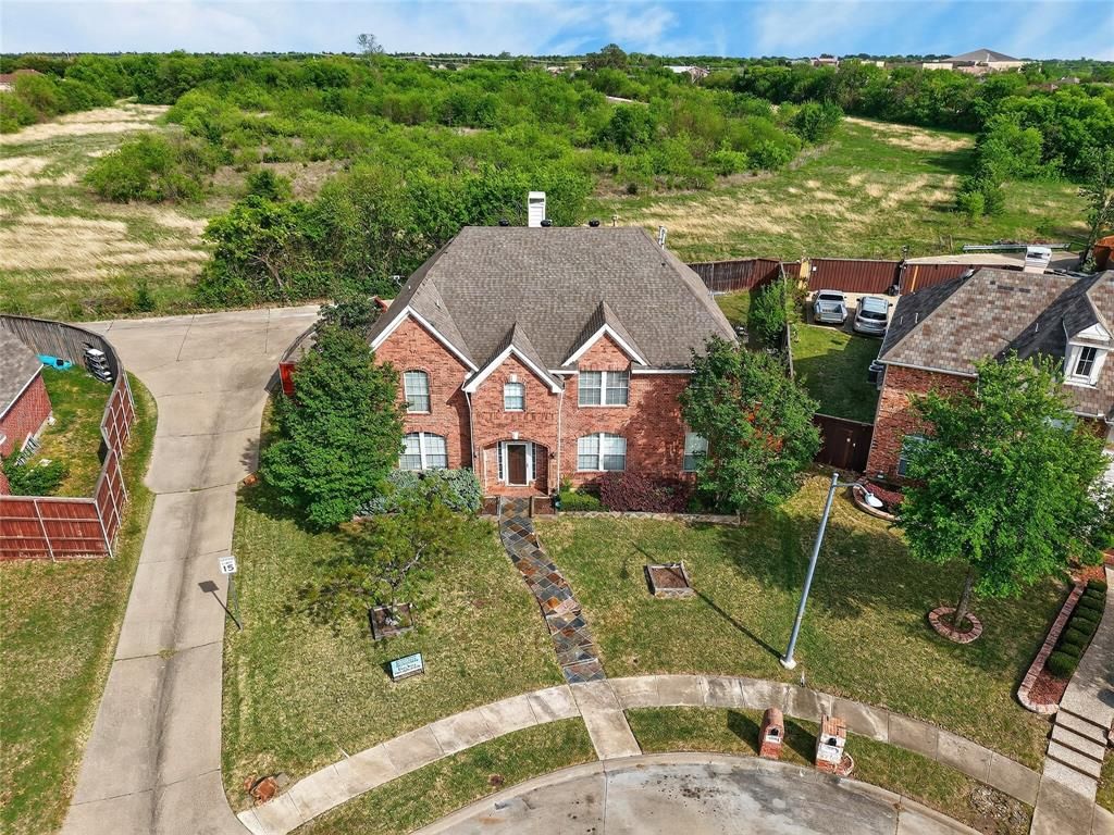 Photo of 3318 Chapelwood Drive, Sunnyvale, TX 75182 (MLS # 21175392)