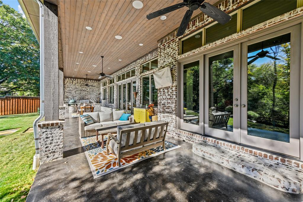 Coppell, Texas 75019, United States, 4 Bedrooms Bedrooms, ,4 BathroomsBathrooms,Residential,Pending,18423