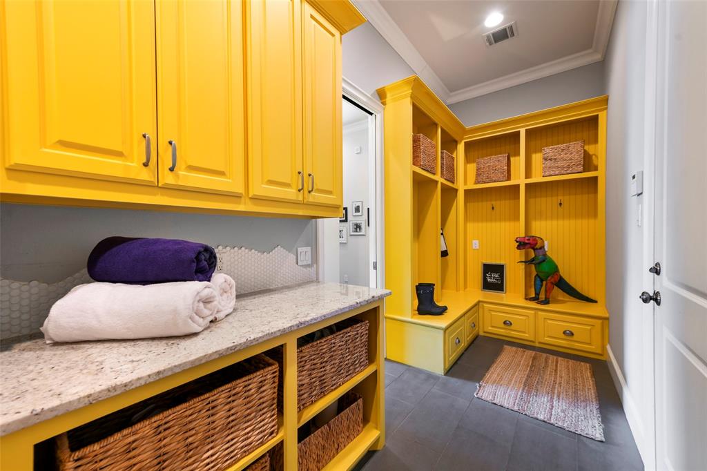 Coppell, Texas 75019, United States, 4 Bedrooms Bedrooms, ,4 BathroomsBathrooms,Residential,Pending,18423