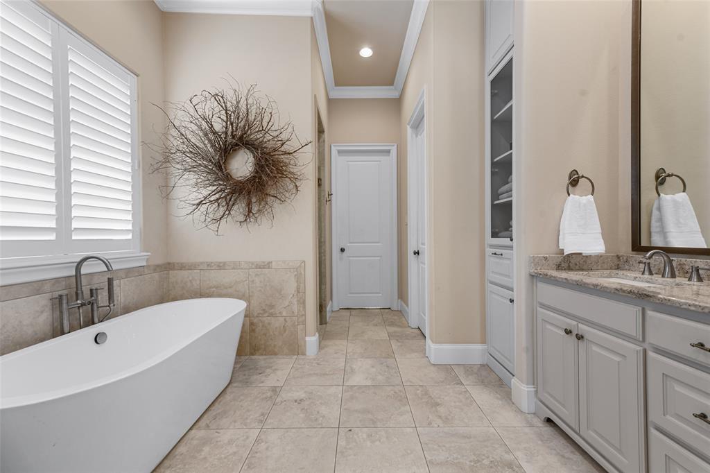 Coppell, Texas 75019, United States, 4 Bedrooms Bedrooms, ,4 BathroomsBathrooms,Residential,Pending,18423