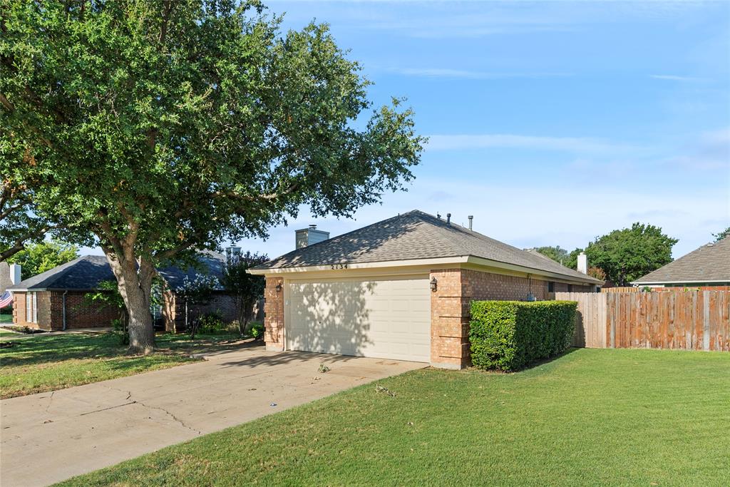 2134 Ridgecliff Drive