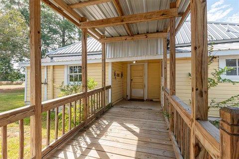 Tiny photo for 2073 Blackburn Road, Diana, TX 75640 (MLS # 21396650)