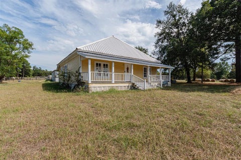 Tiny photo for 2073 Blackburn Road, Diana, TX 75640 (MLS # 21396650)