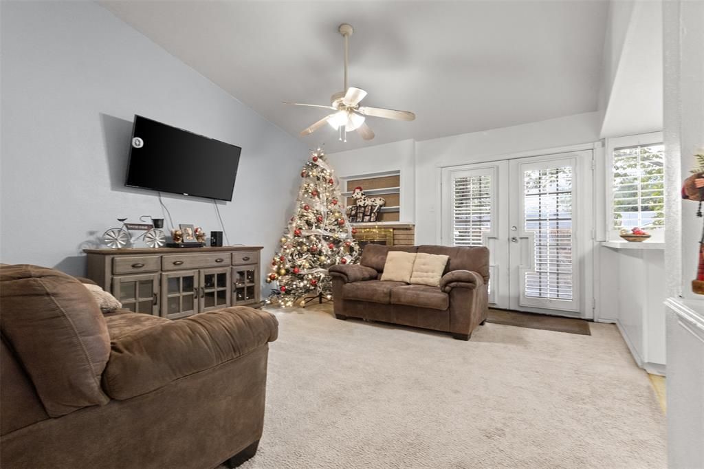 Photo of 2309 Overglen Drive, Plano, TX 75074 (MLS # 21127460)