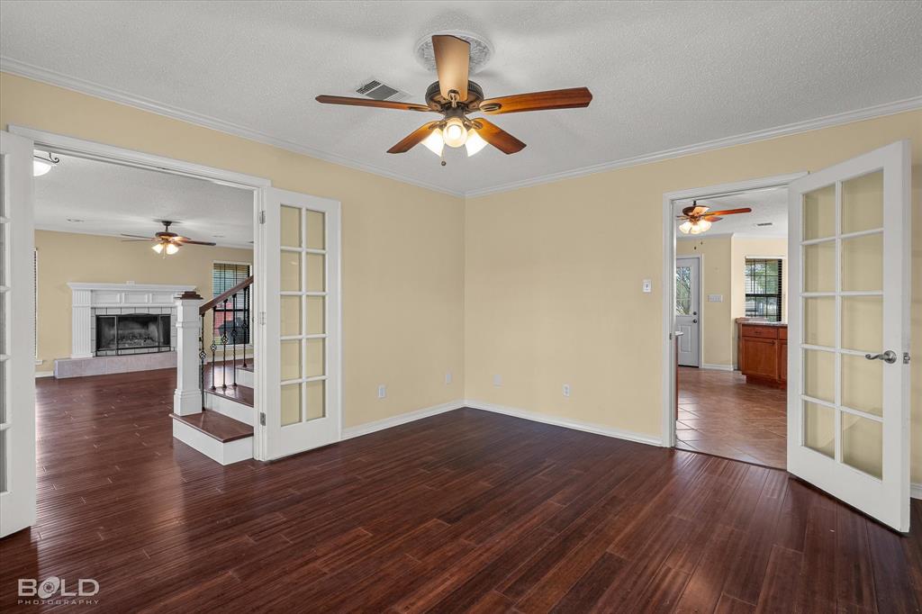 Meadowlake Estate - Residential