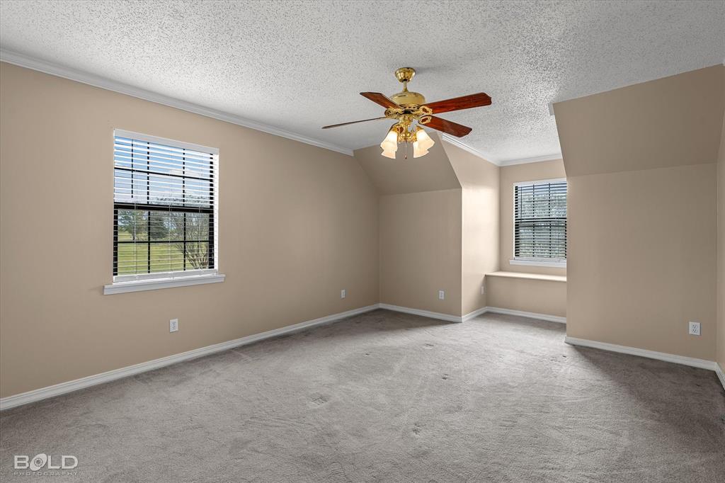 Meadowlake Estate - Residential