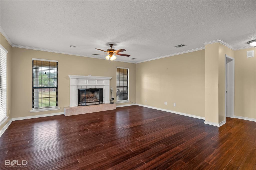 Meadowlake Estate - Residential