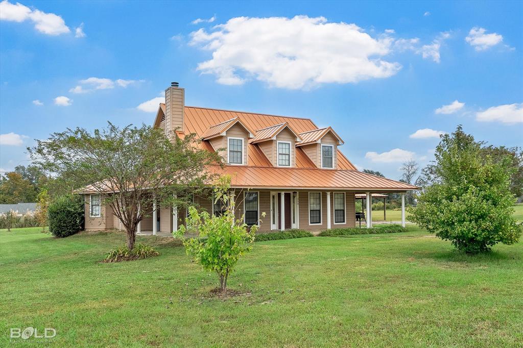 Meadowlake Estate - Residential