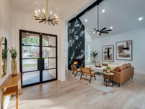 Photo of 4336 Hollow Oak Drive, Dallas, TX 75287 (MLS # 21142440)