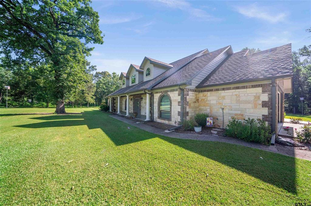 1054 County Road 4116