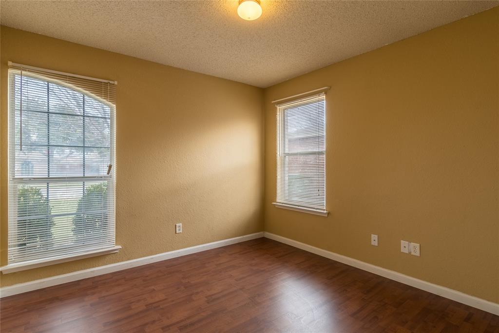 Convair Oaks Estates Add - Residential Lease