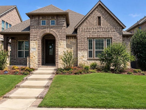 Photo of 1832 Tumblegrass Road, Frisco, TX 75033 (MLS # 21419877)