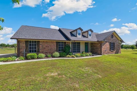 178 County Road 3324 Greenville TX 75402
