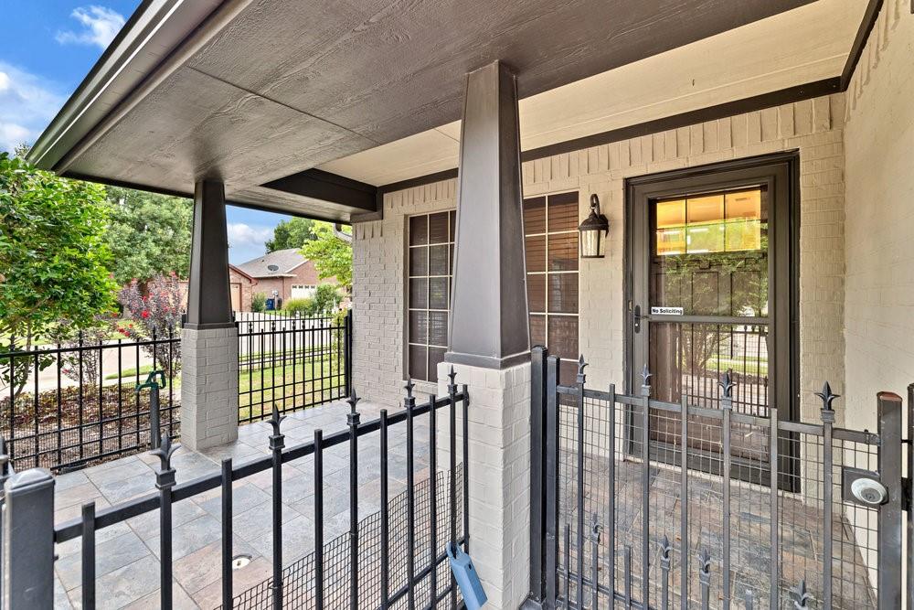 1010 Roberts Bend Court