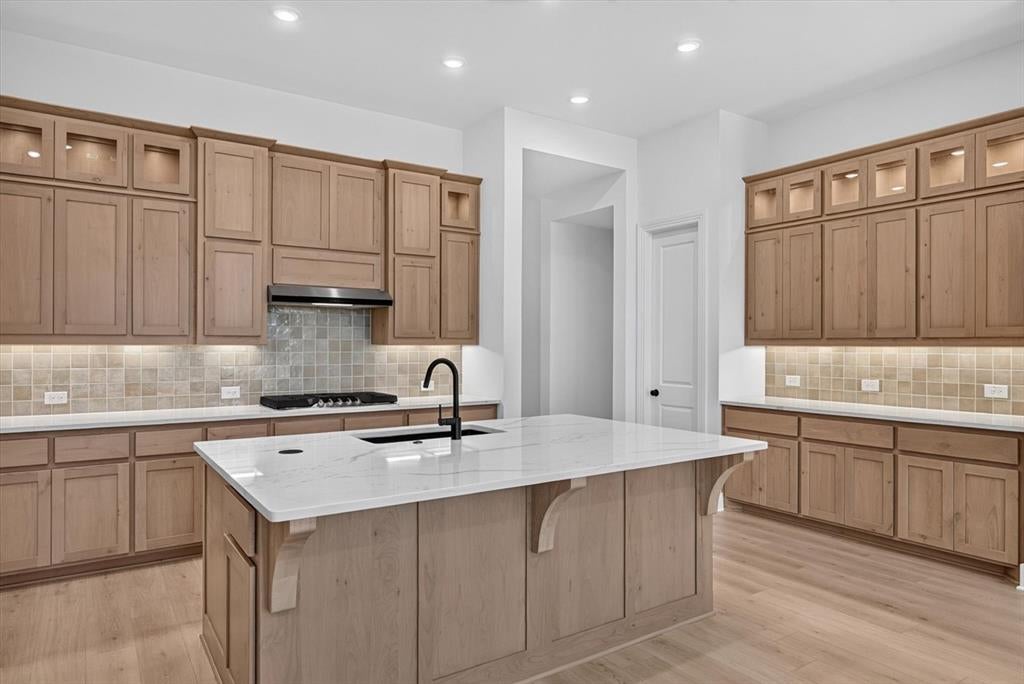 2802 Cedar Ridge