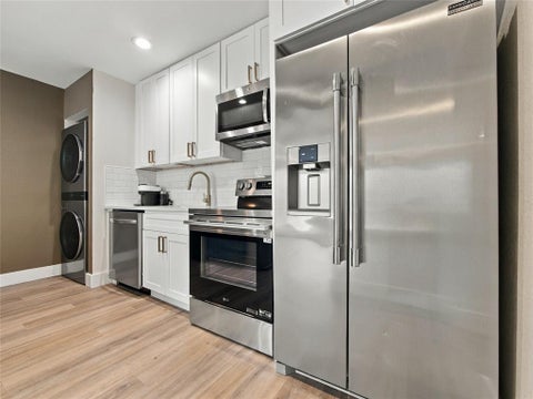 Tiny photo for 4414 Buena Vista Street #17, Dallas, TX 75205 (MLS # 21393314)