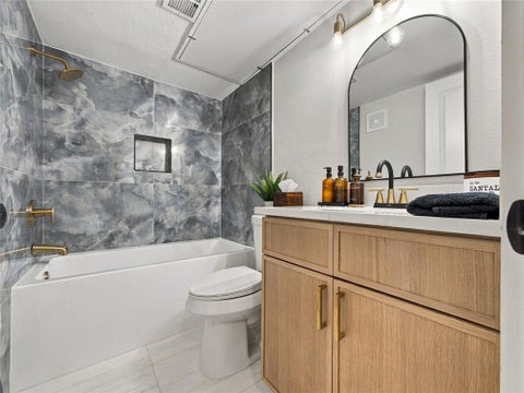 Tiny photo for 4414 Buena Vista Street #17, Dallas, TX 75205 (MLS # 21393314)