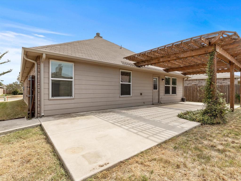 SANDSHELL HEIGHTS ADDITION - Residential Lease