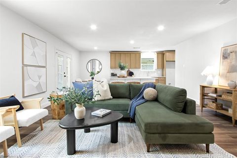 Photo of 1127 Kris Street, Irving, TX 75060 (MLS # 21243878)