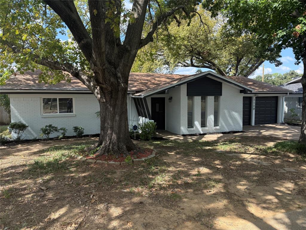 1129 Irwin Drive