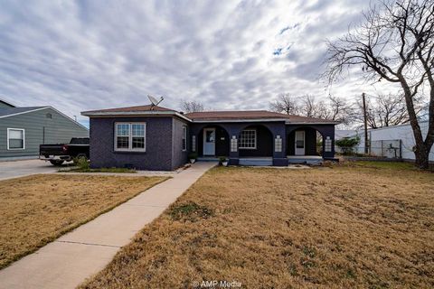 406 N Swenson Street Stamford TX 79553