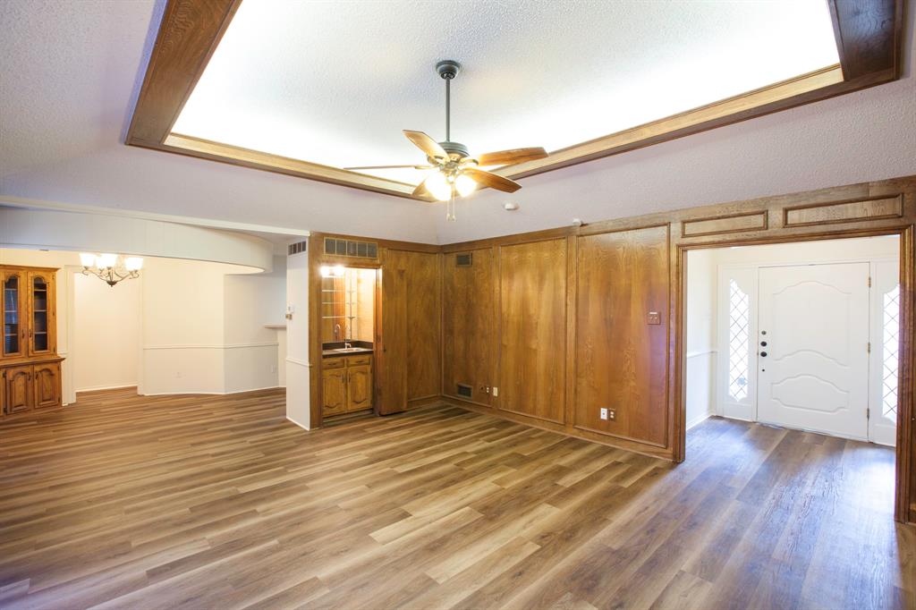 Dallas, Texas 75248, United States, 4 Bedrooms Bedrooms, ,3 BathroomsBathrooms,Residential,Active,163417