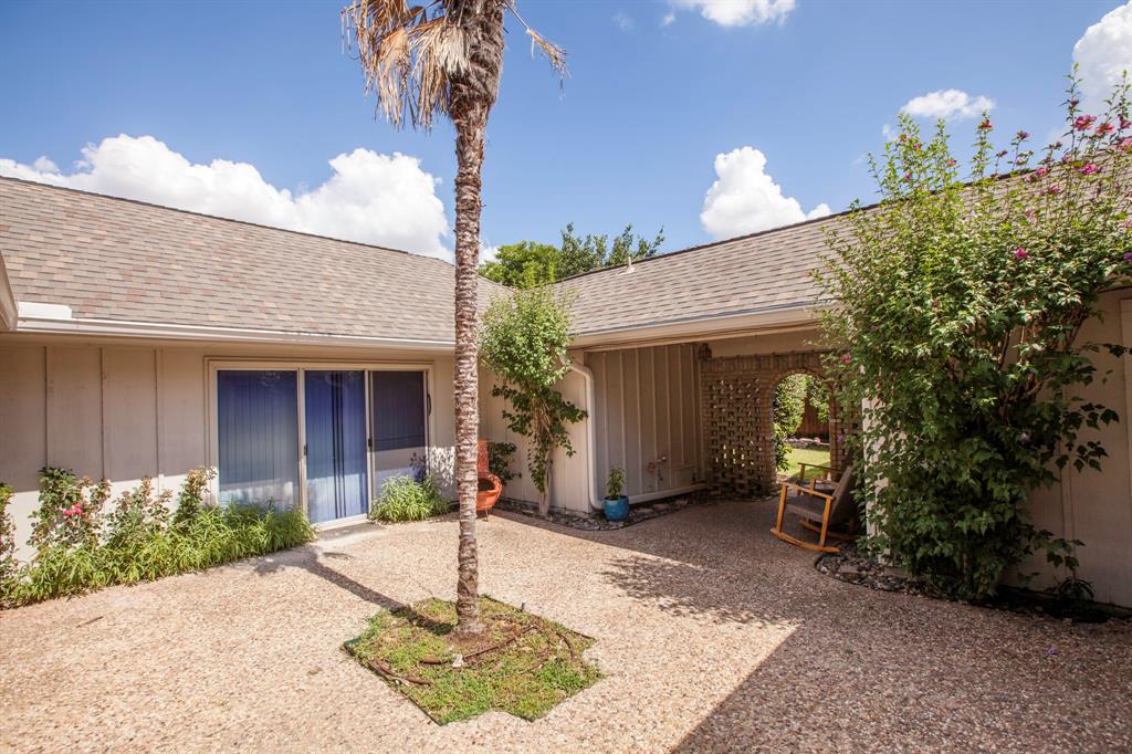 Dallas, Texas 75248, United States, 4 Bedrooms Bedrooms, ,3 BathroomsBathrooms,Residential,Active,163417