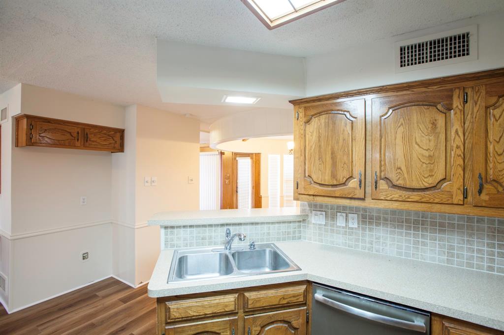 Dallas, Texas 75248, United States, 4 Bedrooms Bedrooms, ,3 BathroomsBathrooms,Residential,Active,163417