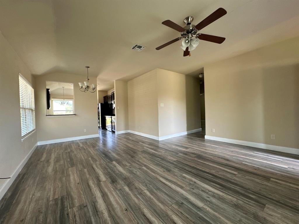 1101 Hawthorne Road
