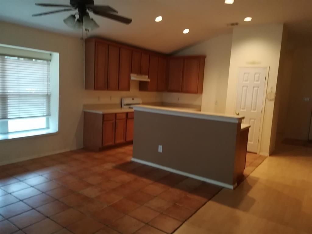9321 Vernon Court