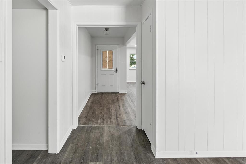1229 Brook Valley Lane