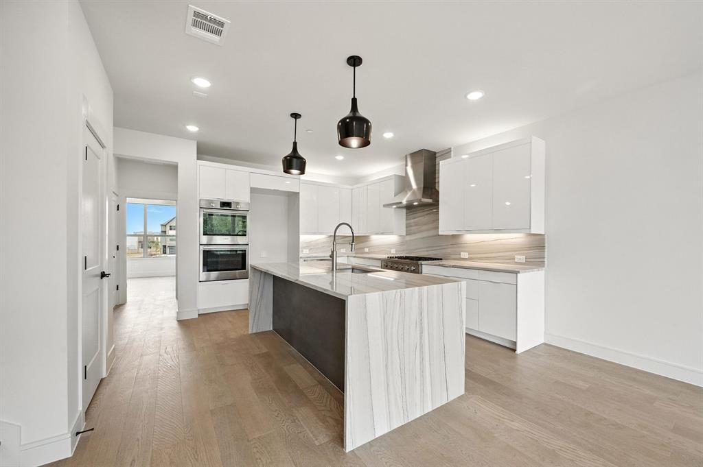 1364 Cherry Hills Lane