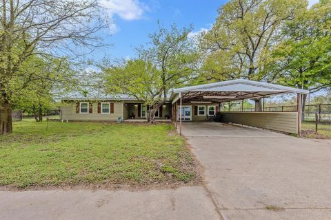 2799 State Highway 276 Emory TX 75440