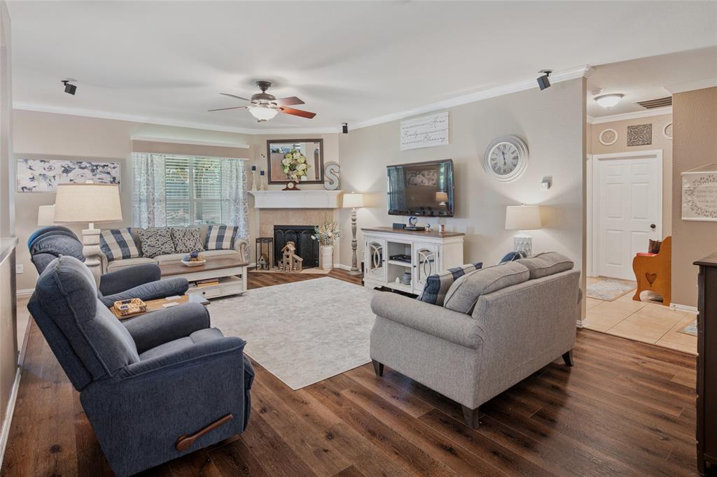 307 Wooded Creek Avenue
