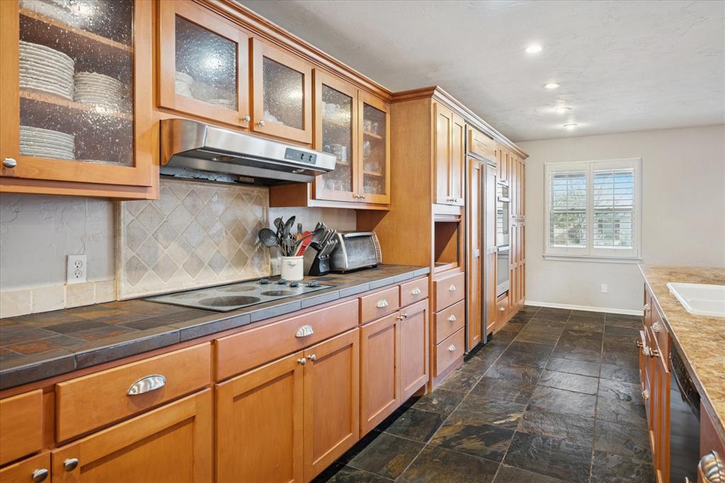 White Rock North 12 Instl - Residential