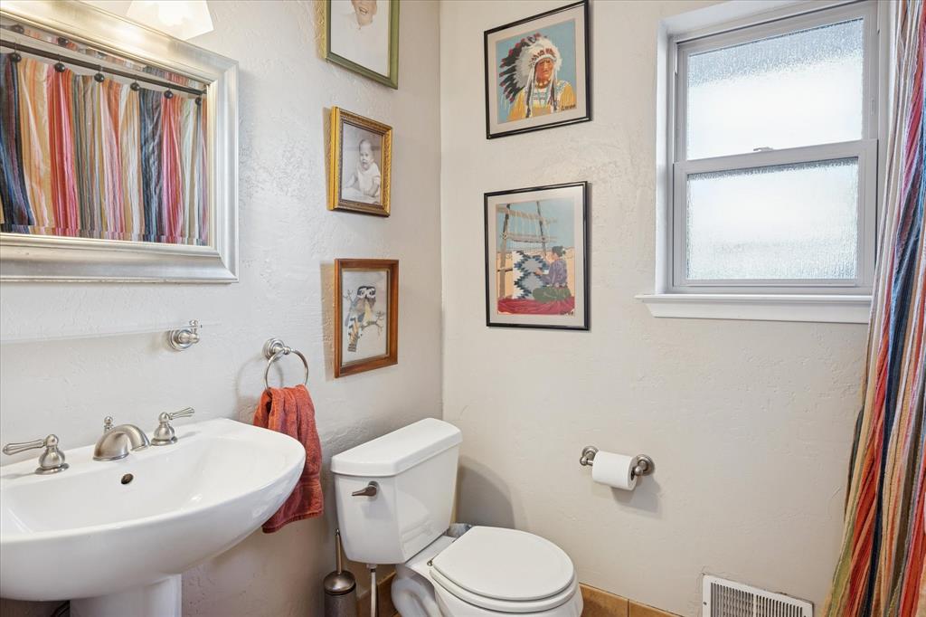 White Rock North 12 Instl - Residential