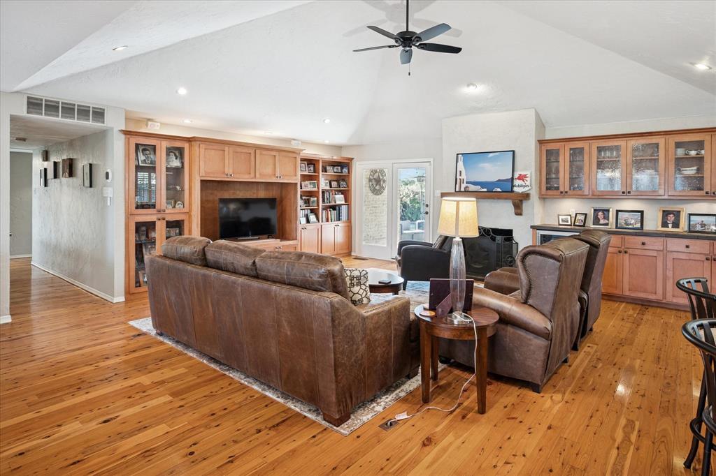 White Rock North 12 Instl - Residential