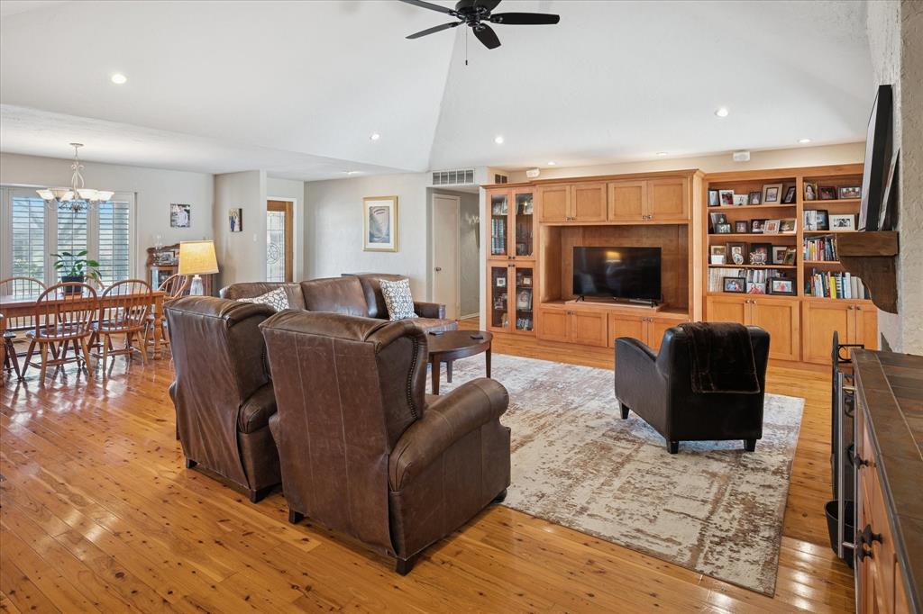 White Rock North 12 Instl - Residential