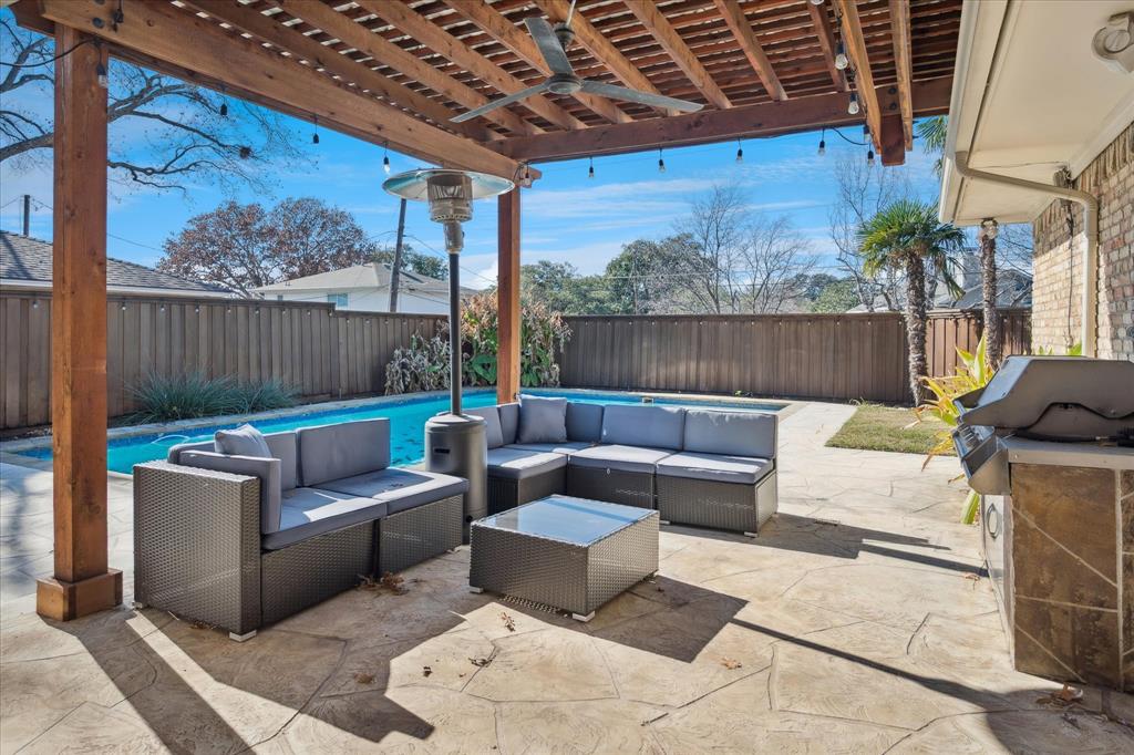 White Rock North 12 Instl - Residential