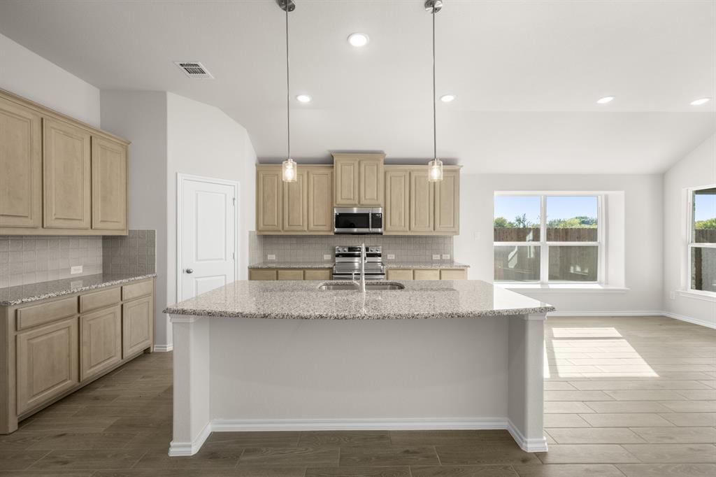 Summer Crest - Residential