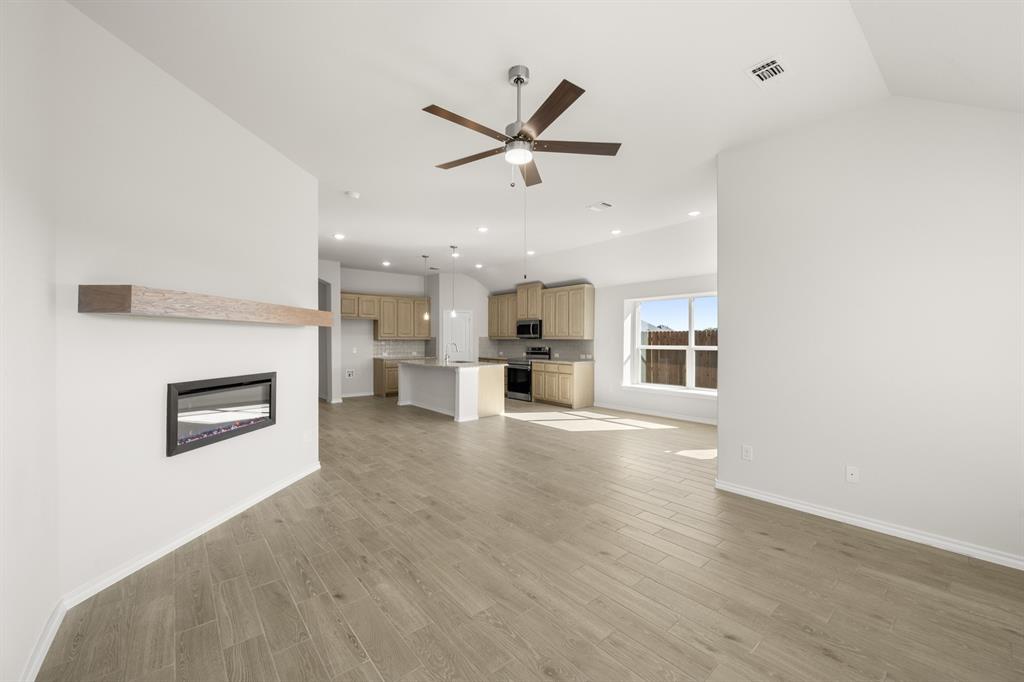 Summer Crest - Residential