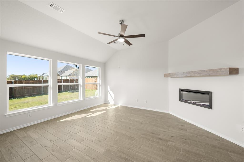 Summer Crest - Residential