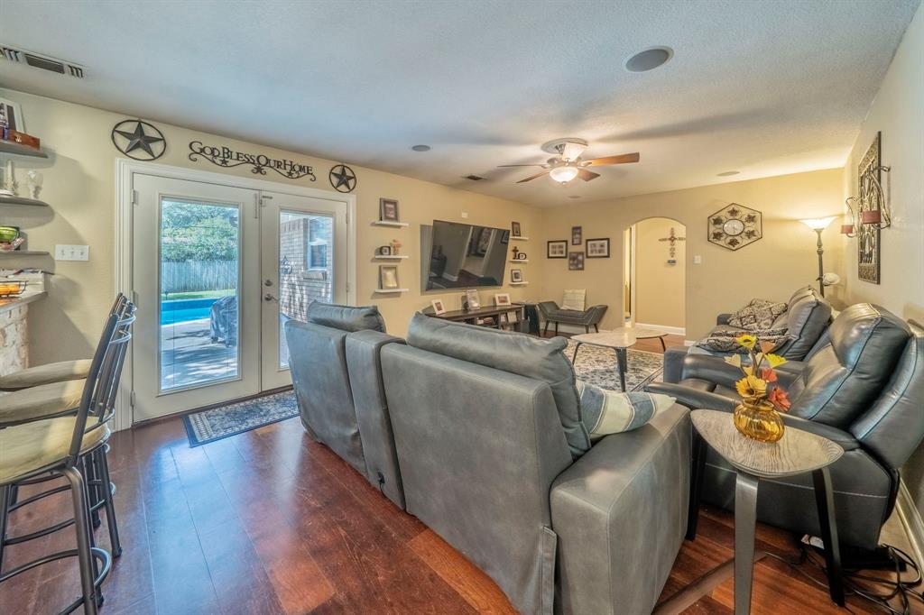 604 Brookview Drive