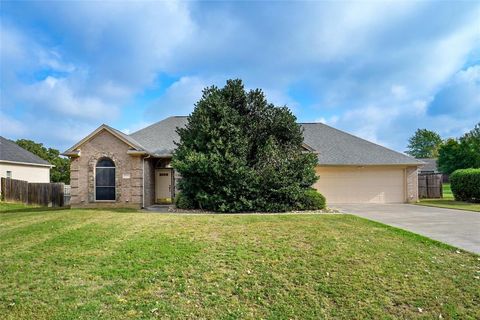 809 Amon Trail Azle TX 76020