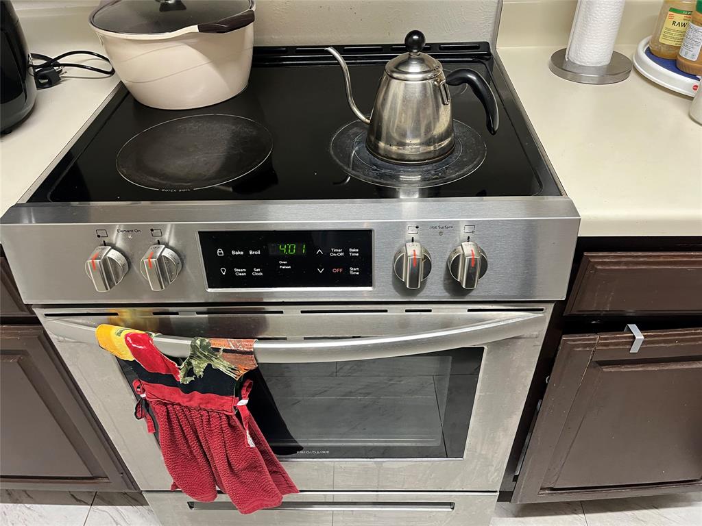 Cambridge Condos Ph 01 03 - Residential