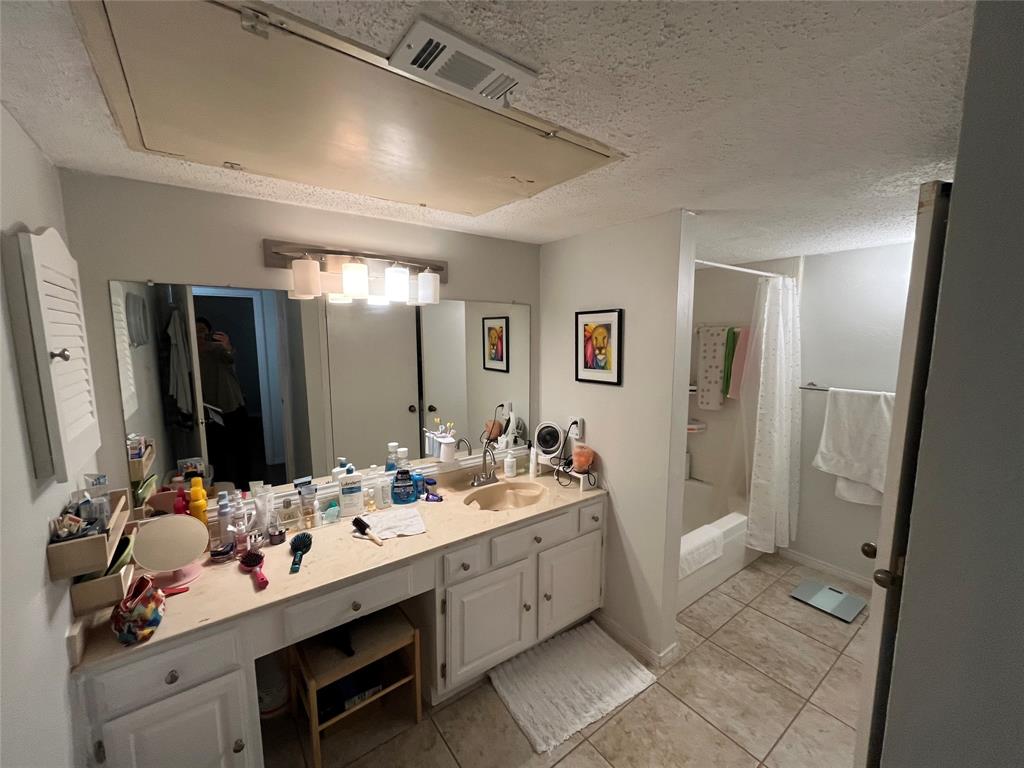 Cambridge Condos Ph 01 03 - Residential