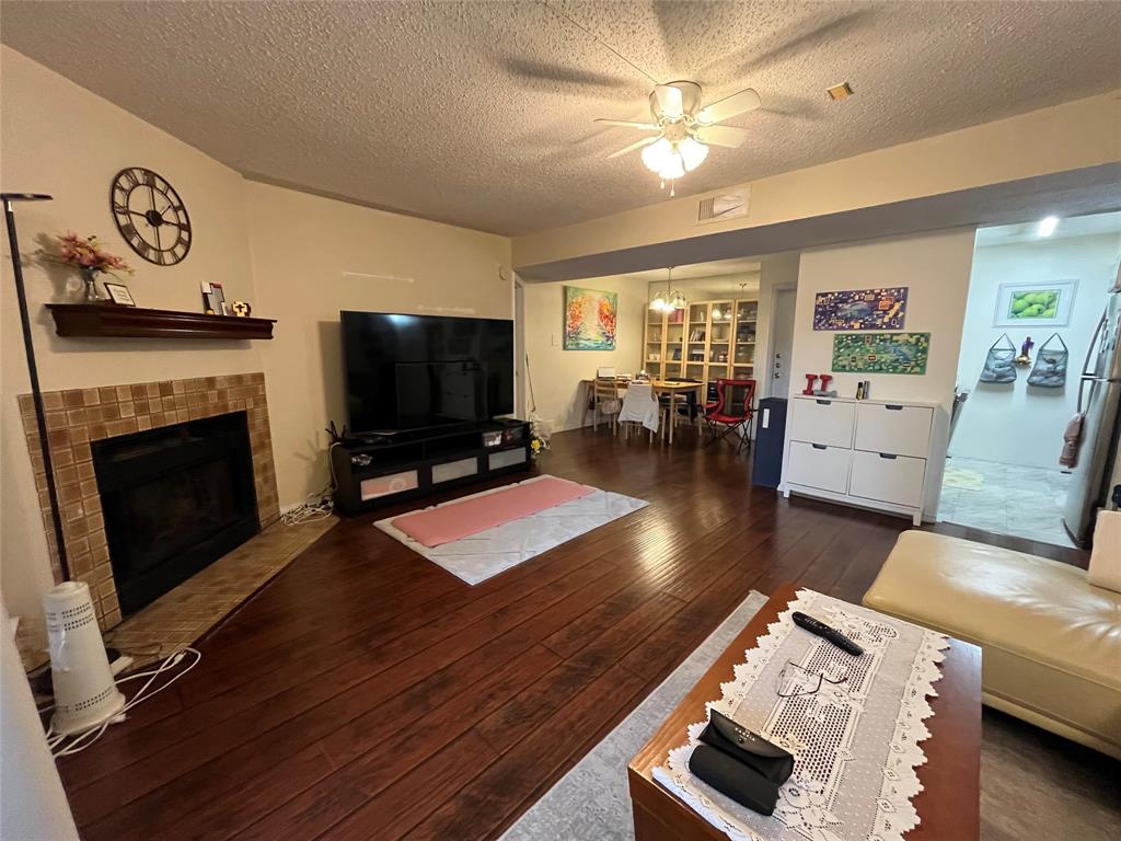 Cambridge Condos Ph 01 03 - Residential