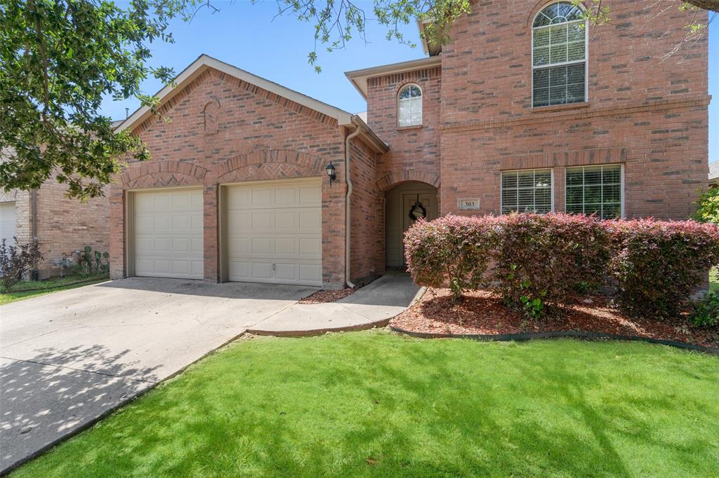 303 Highland Glen Drive