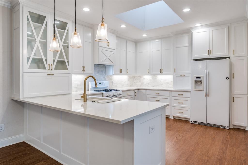 6027 High Court Place